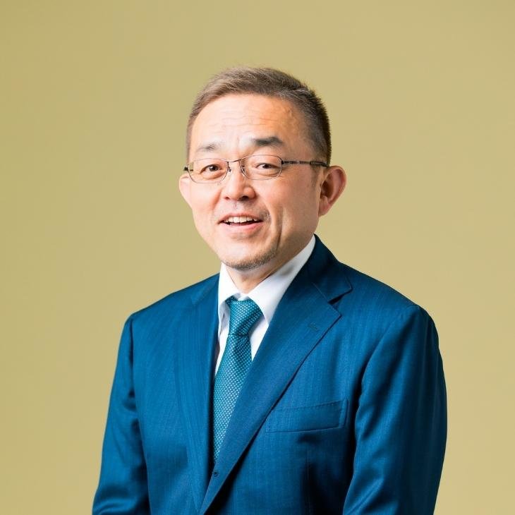 リージョンズ株式会社 代表取締役<br>高岡 幸生